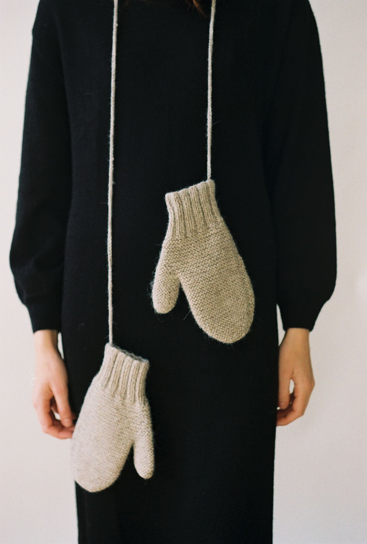 Gonzalez Handknitted Mittens