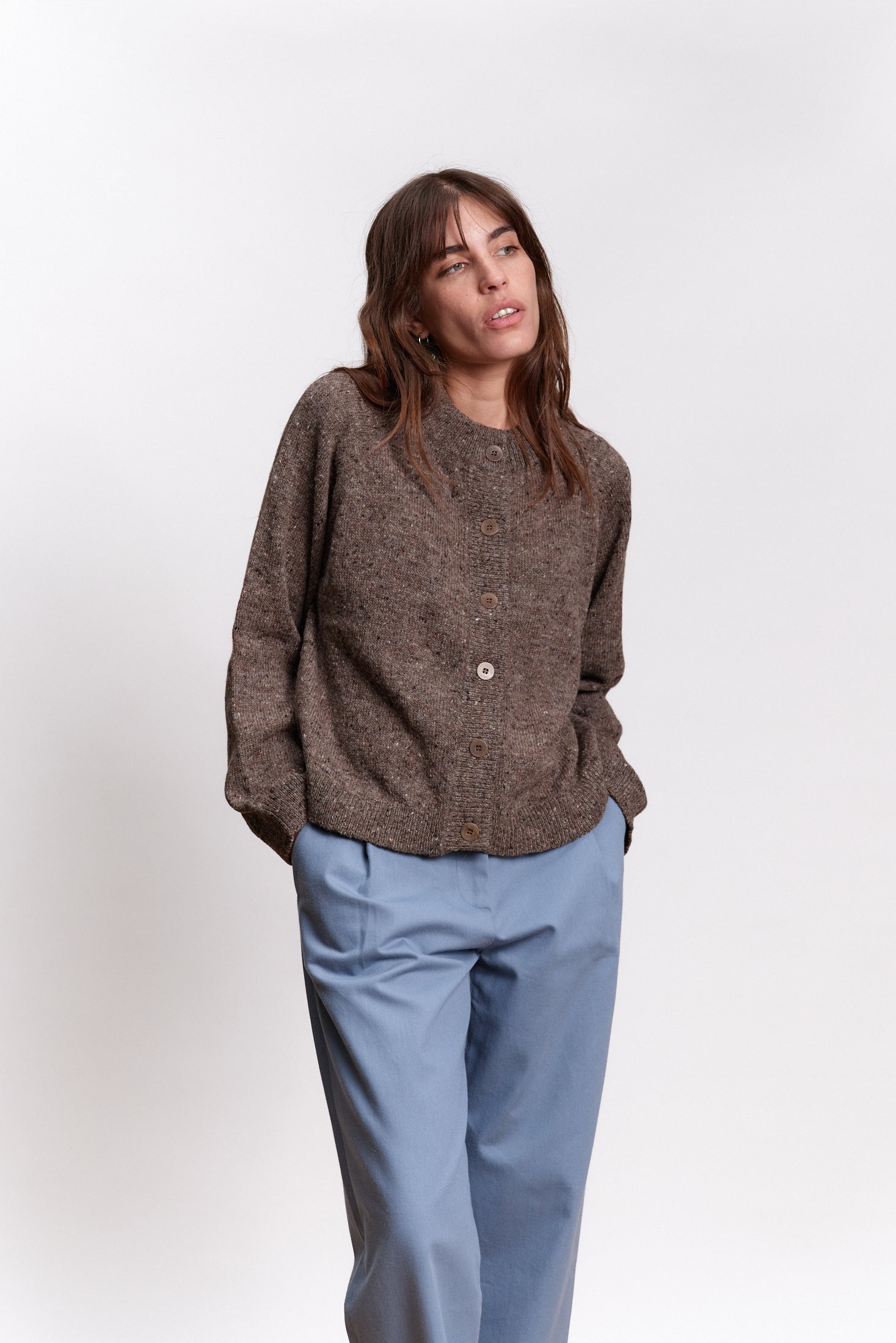 JF_AW26_Lookbook_Andes_Cardigan_Taupe_01