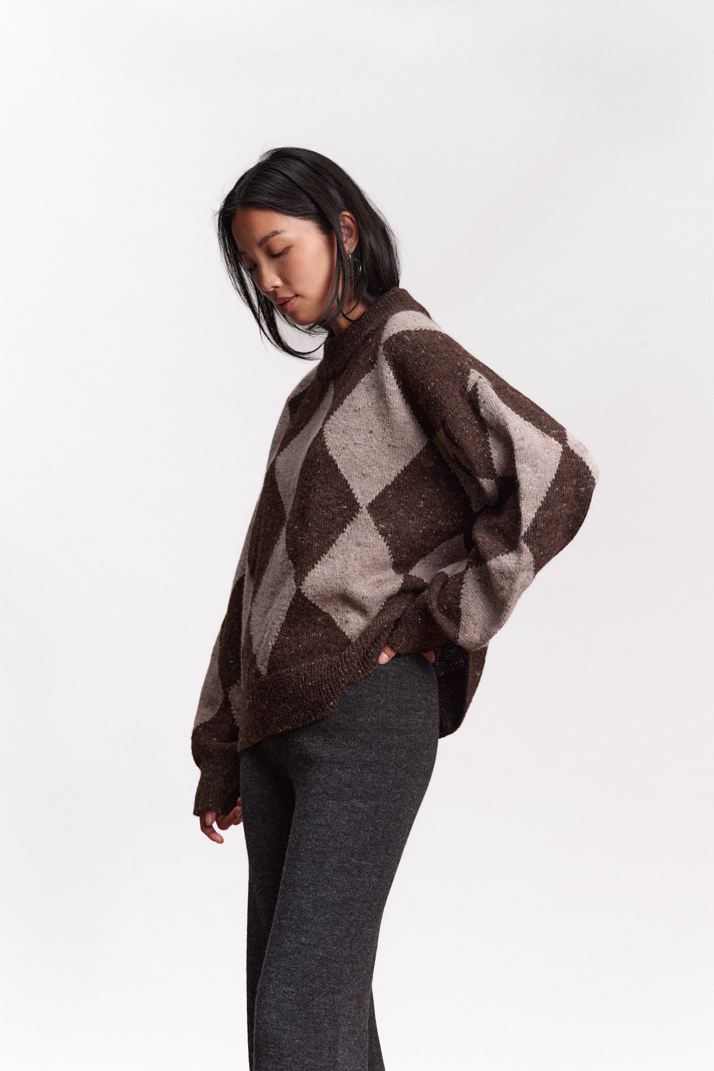 JF_AW26_Lookbook_Andes_Sweater_Brown-Beige_02