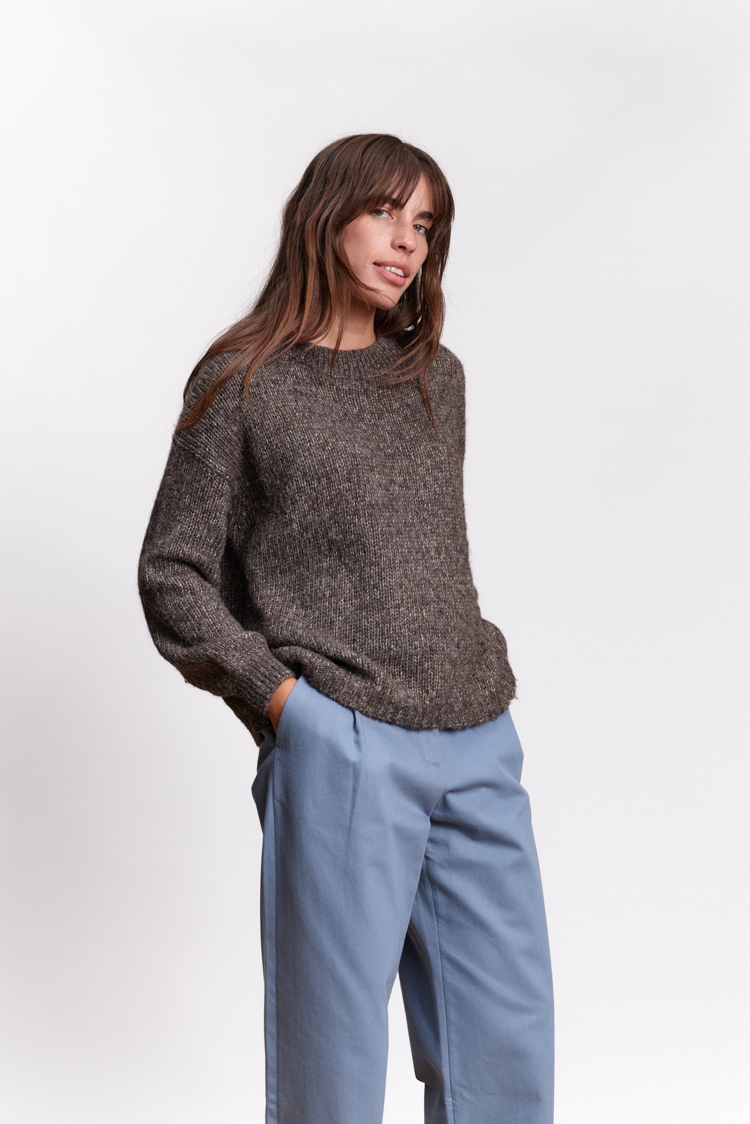 JF_AW26_Lookbook_Bay_Brown_01