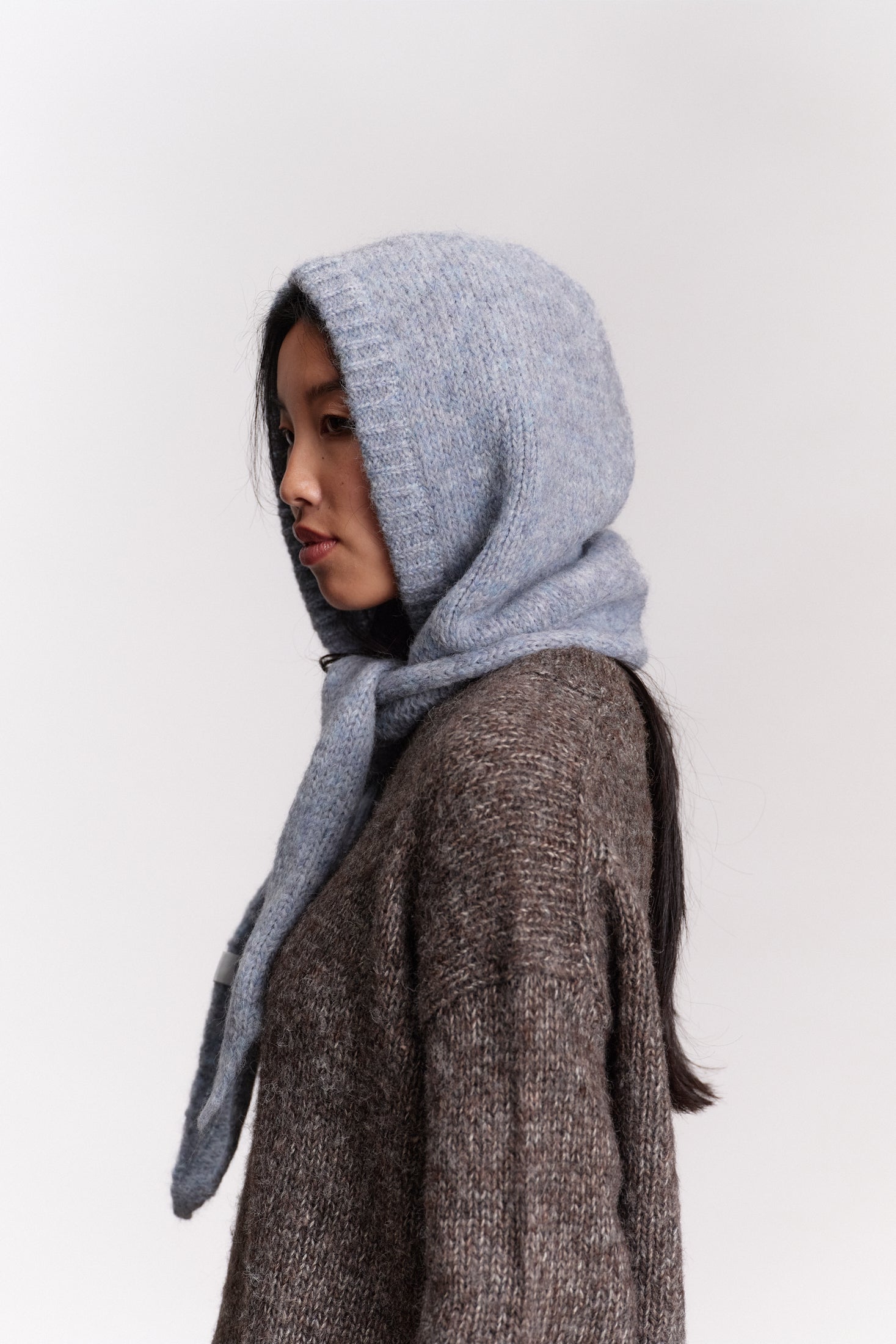 JF_AW26_Lookbook_Capucha_Cloudyblue_02