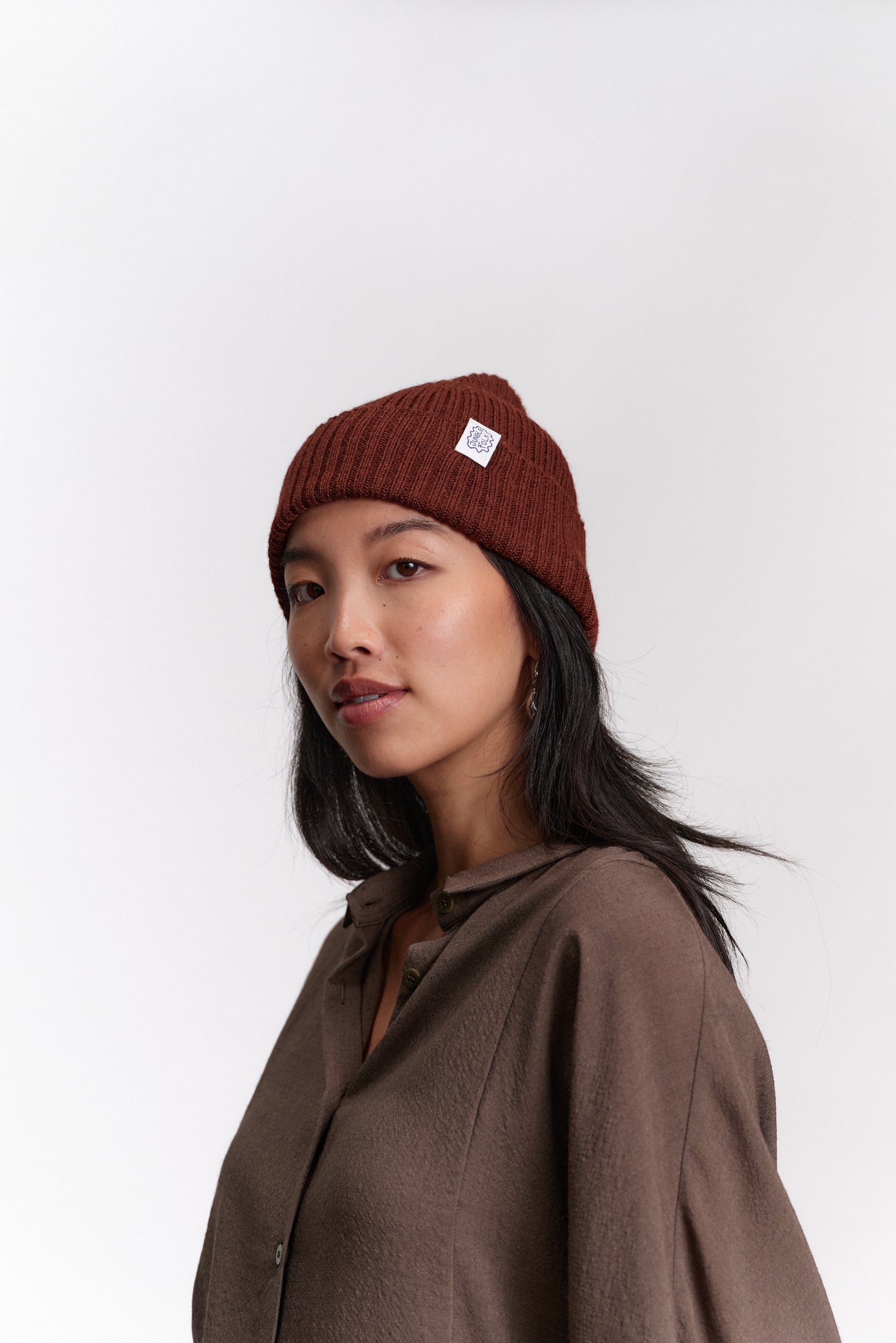 JF_AW26_Lookbook_Charlie_Beanie_Brown_02