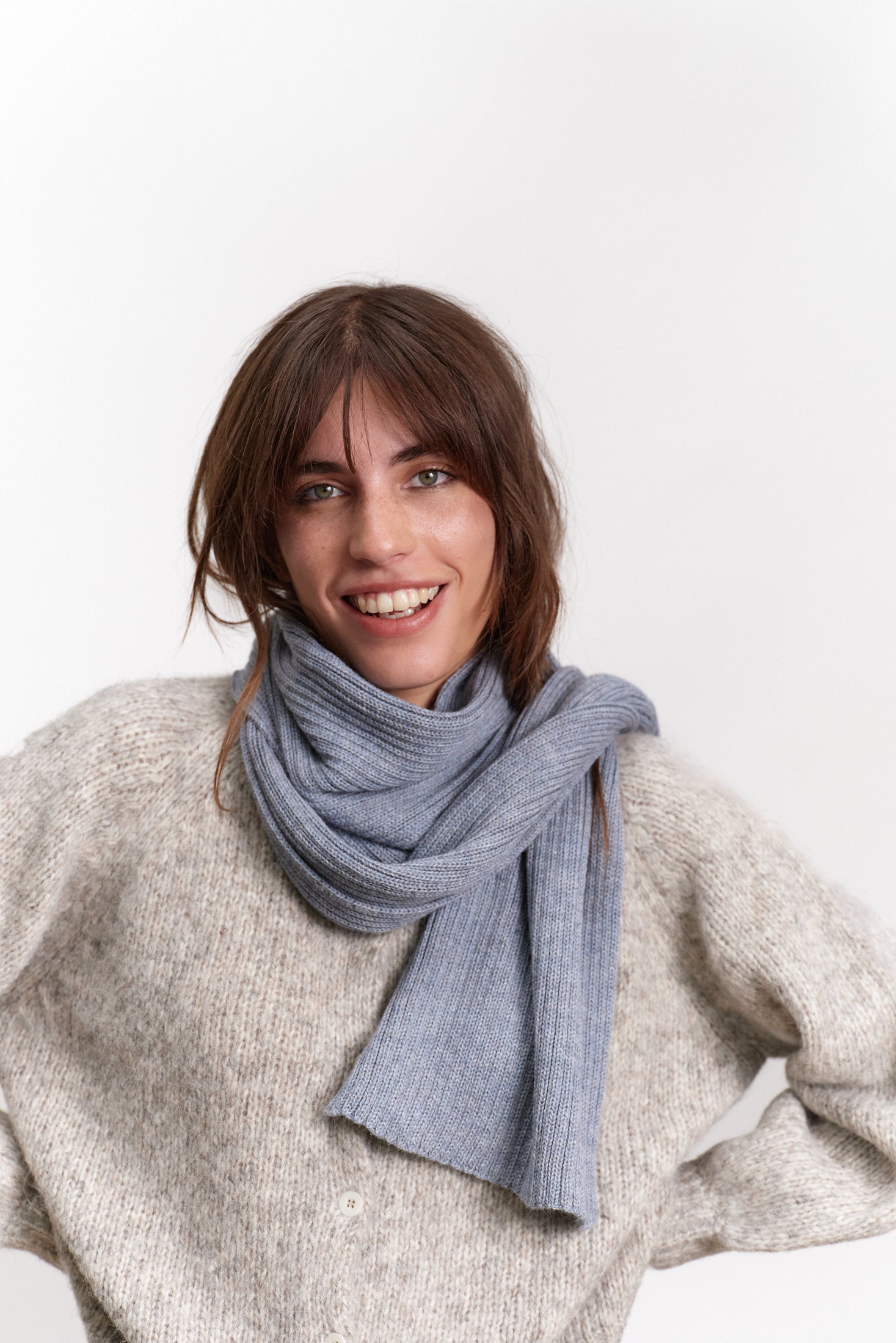 JF_AW26_Lookbook_Charlie_Scarf_Cloudyblue_05