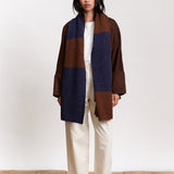 JF_AW26_Lookbook_Delta_Scarf_Chocolat-Navyblue_01