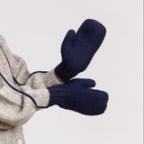 JF_AW26_Lookbook_Gonzalez_Navyblue_01