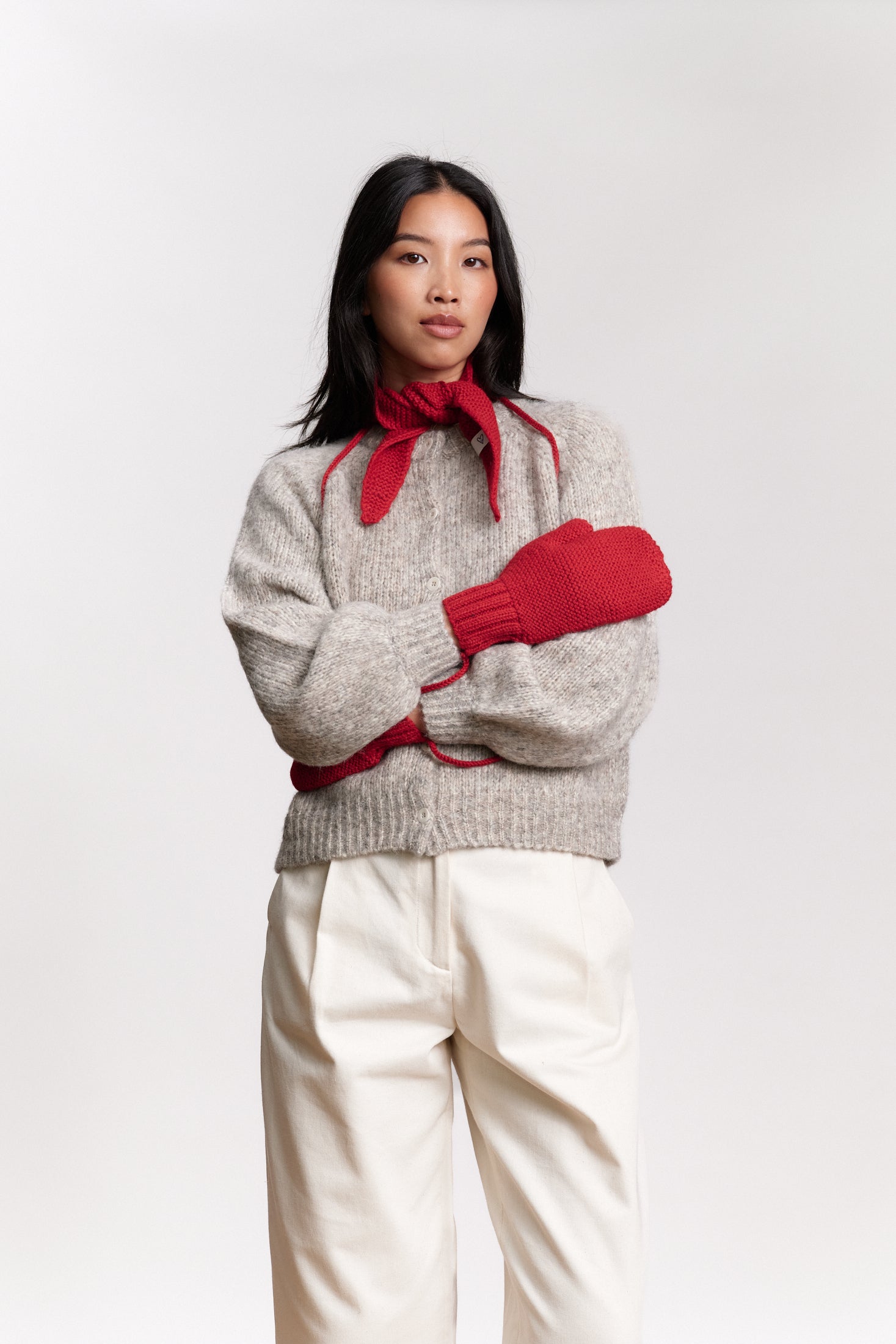 JF_AW26_Lookbook_Gonzalez_Pomegranate_05