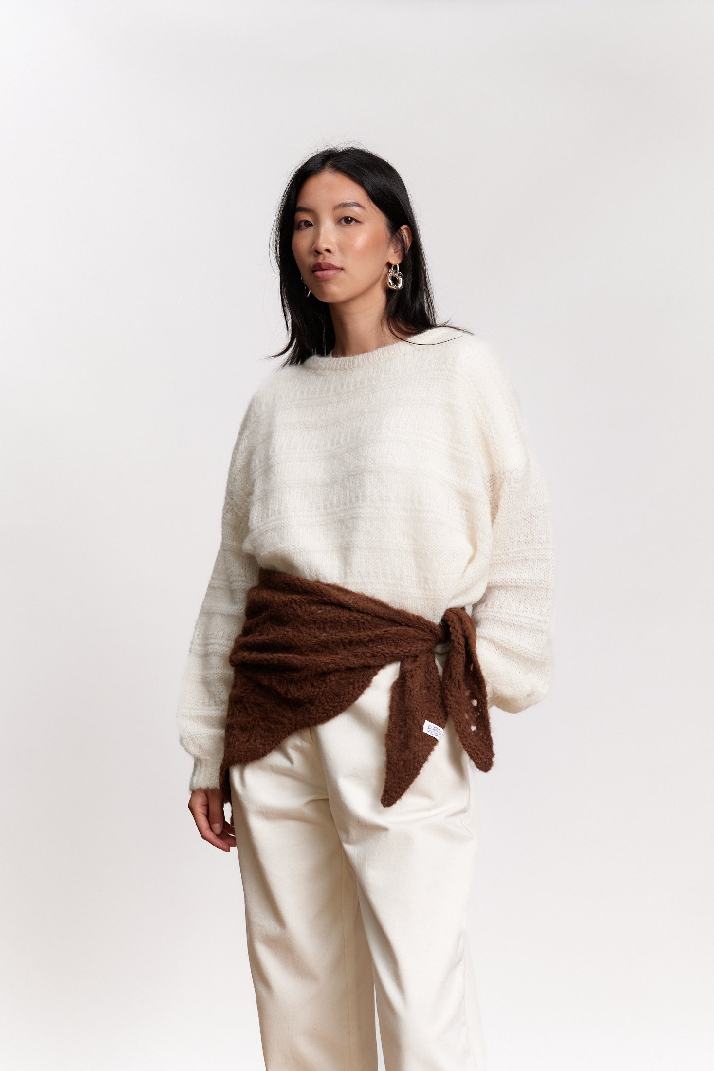 JF_AW26_Lookbook_Guadalupe_Chocolat_01