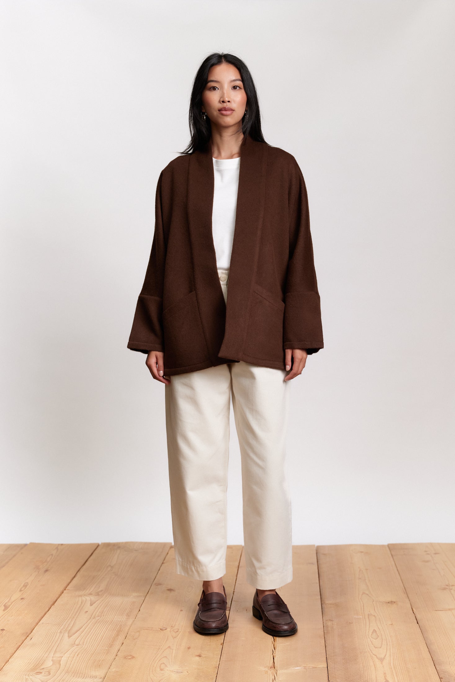 JF_AW26_Lookbook_Keiko_Long_Chocolat_01