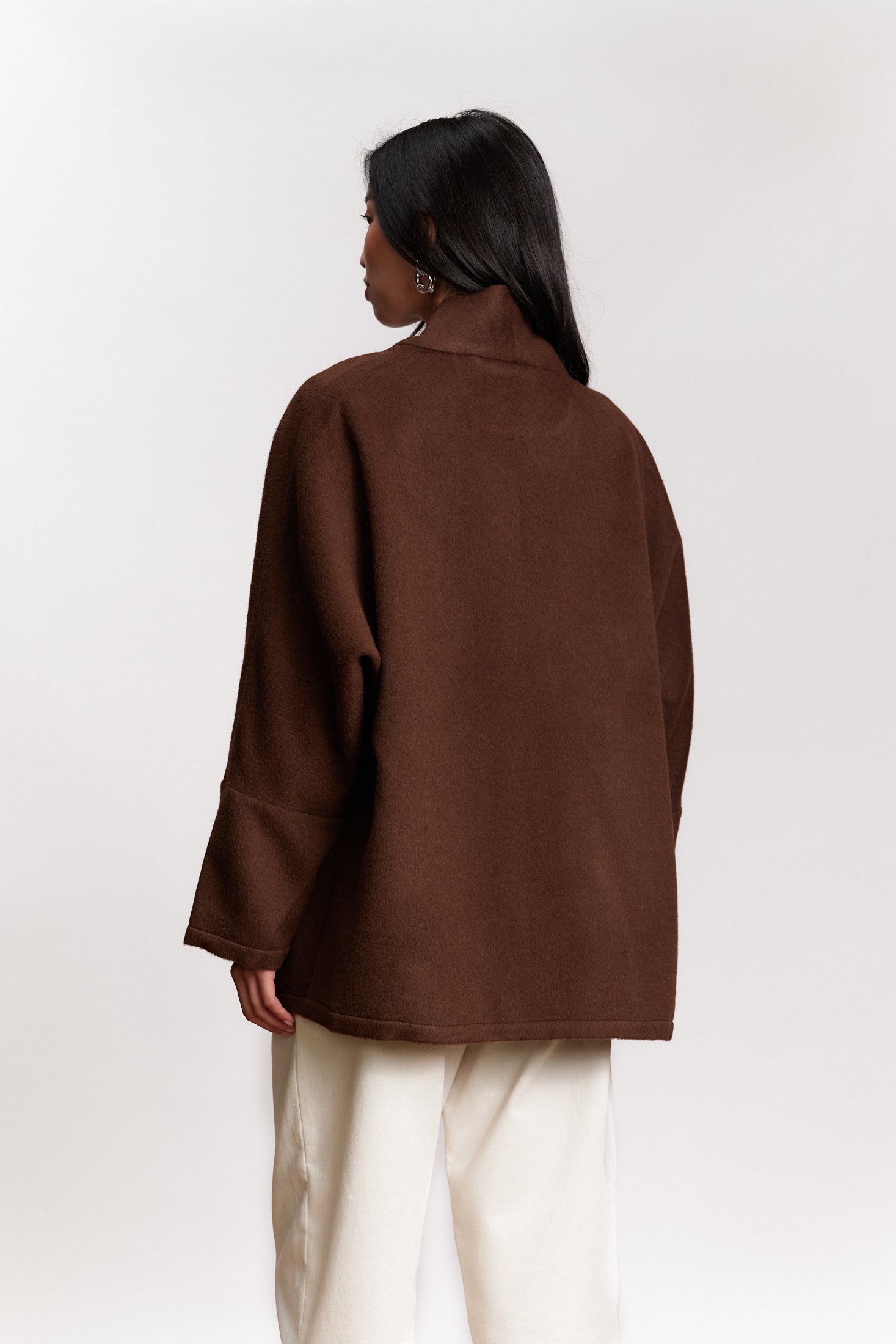 JF_AW26_Lookbook_Keiko_Long_Chocolat_04