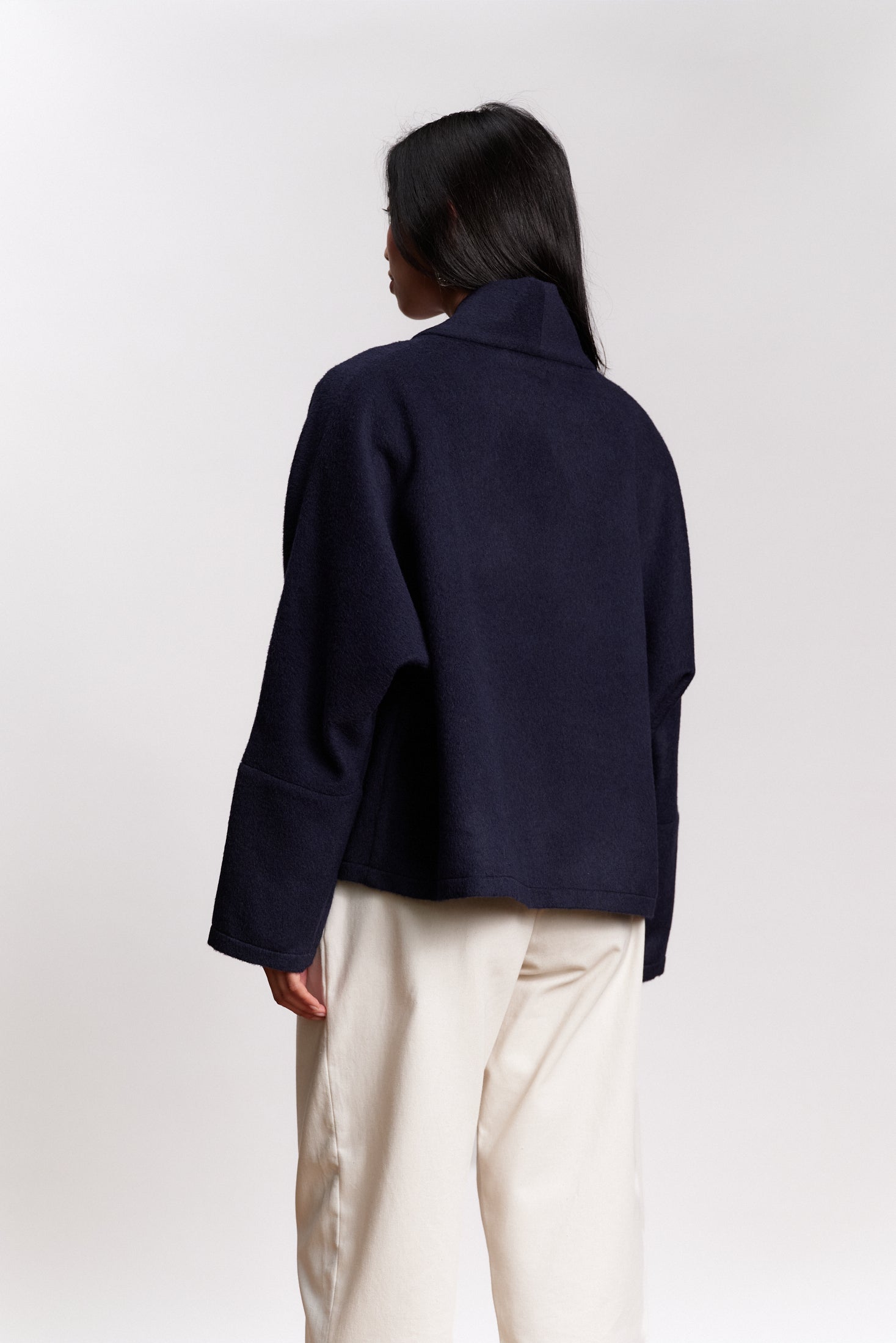 JF_AW26_Lookbook_Keiko_Short_Navyblue_03
