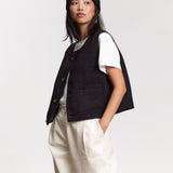 JF_AW26_Lookbook_Louis_Black-Antra_03