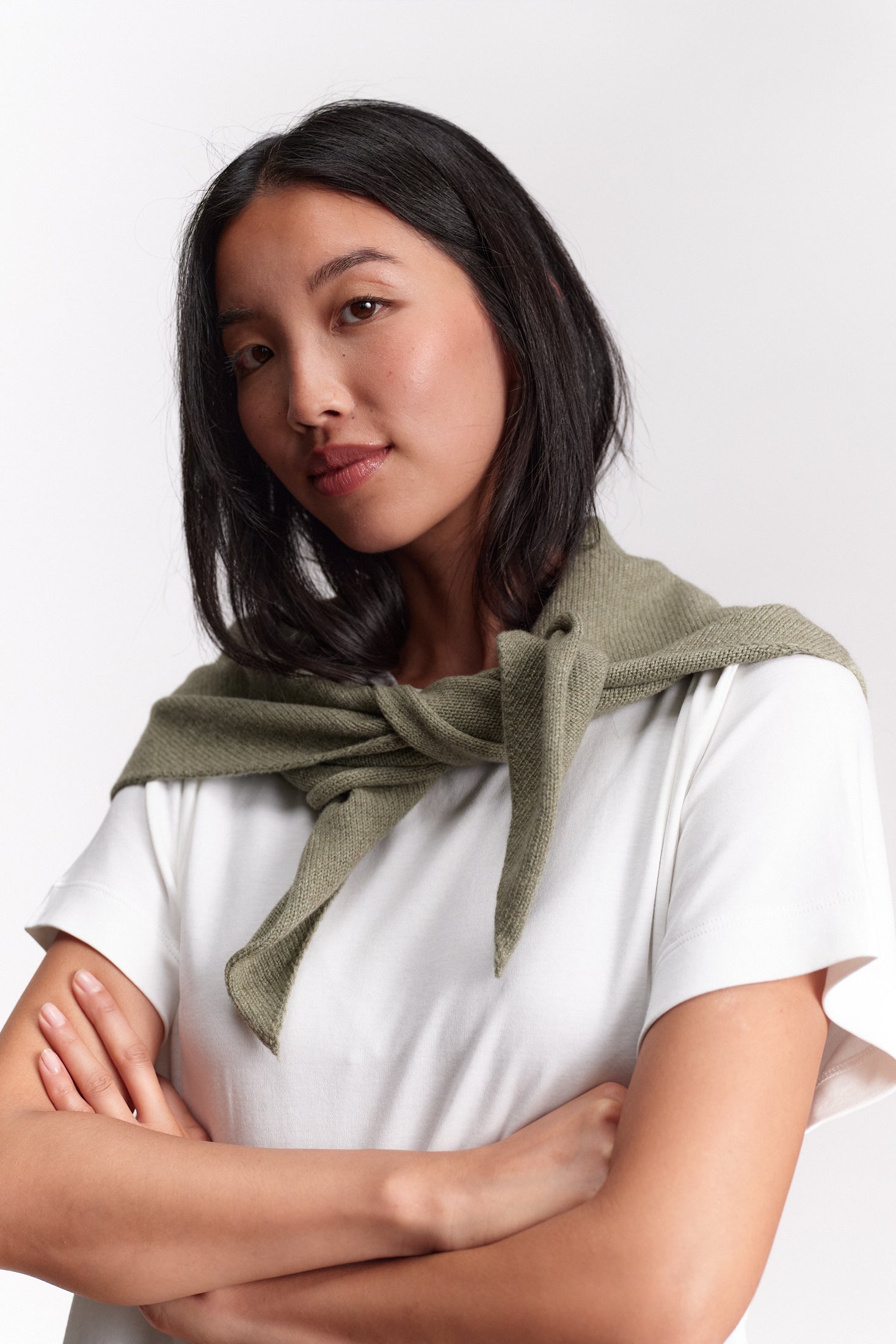 JF_AW26_Lookbook_Margot_Almondgreen_03