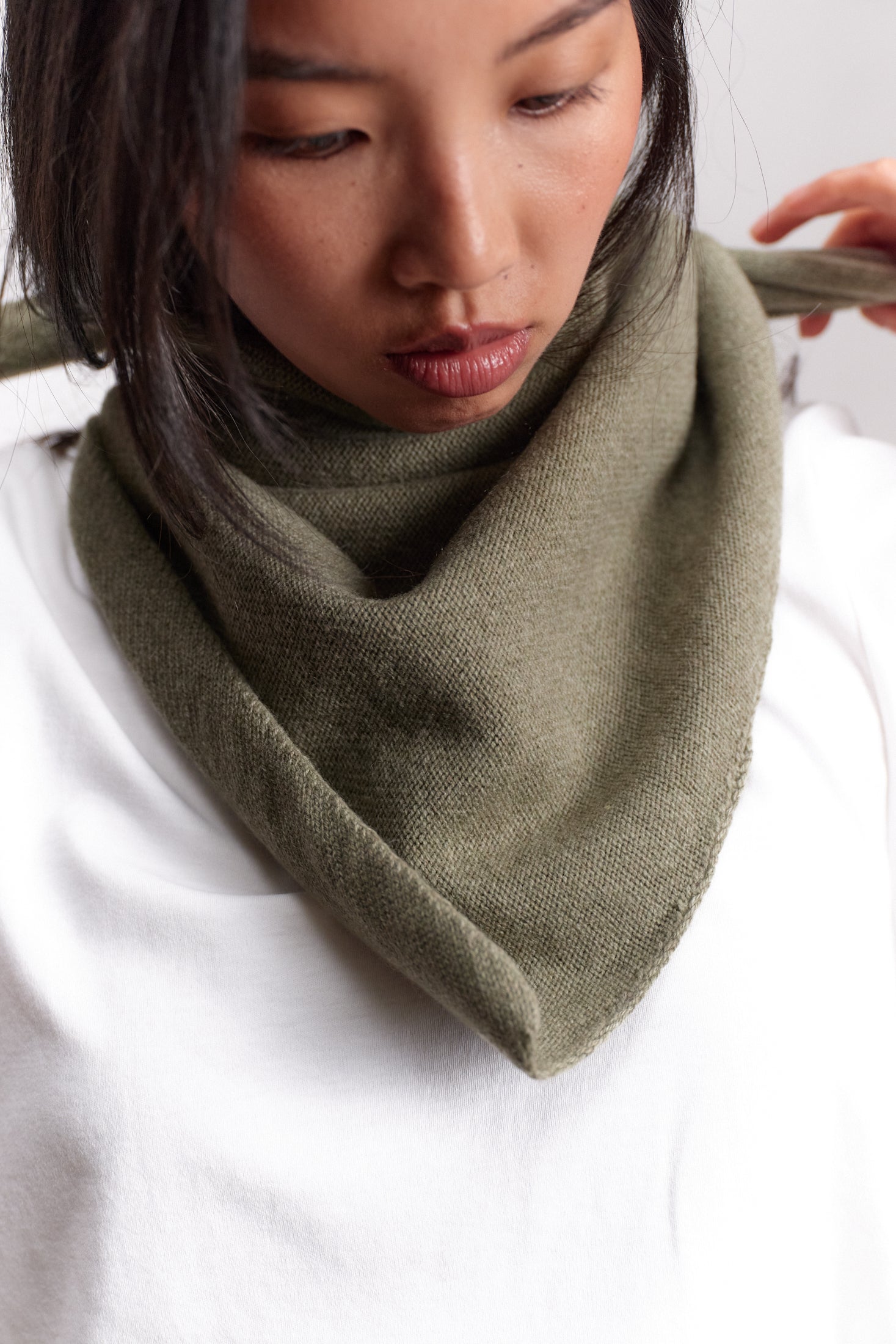 JF_AW26_Lookbook_Margot_Almondgreen_04