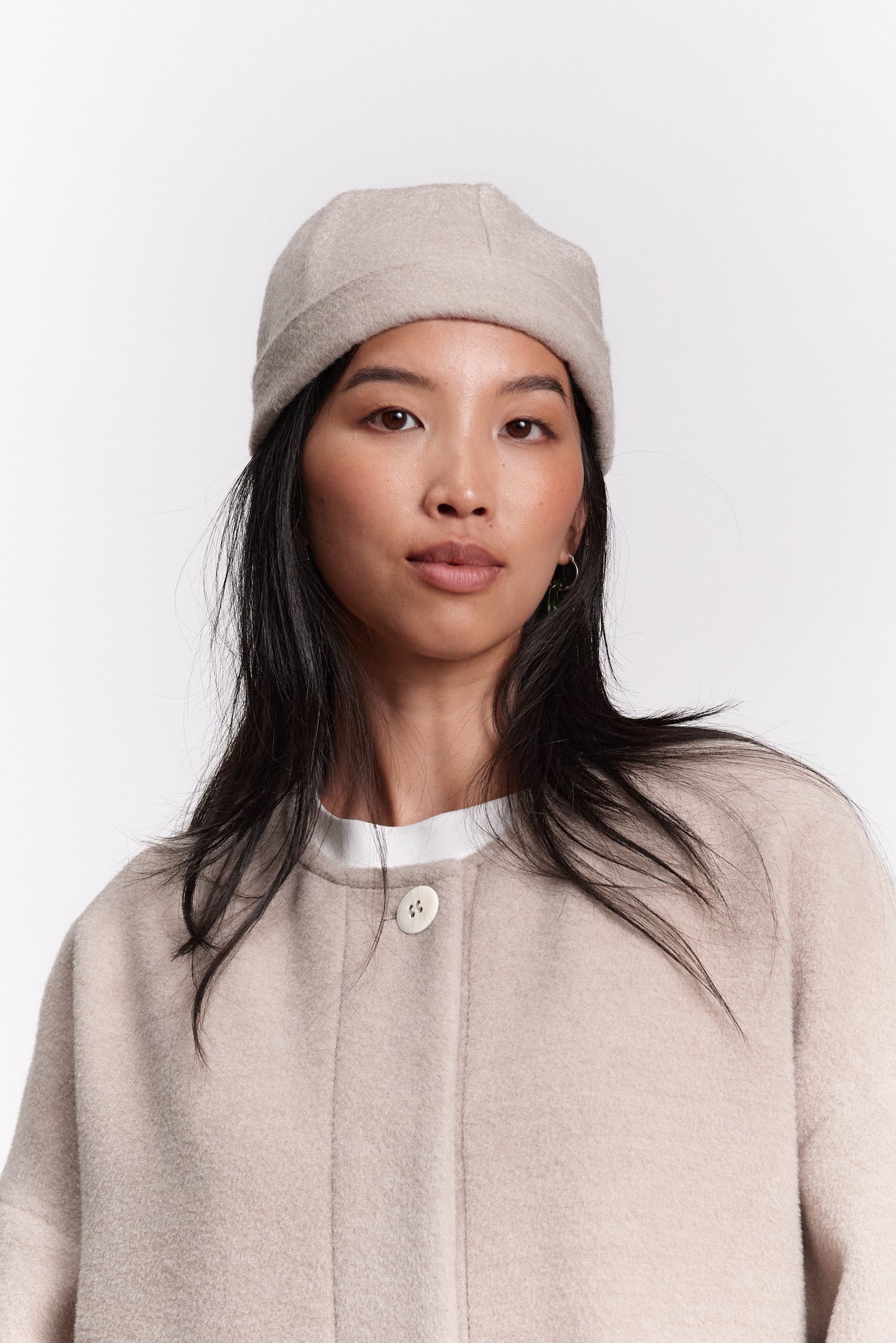 JF_AW26_Lookbook_Ono_Ash_01