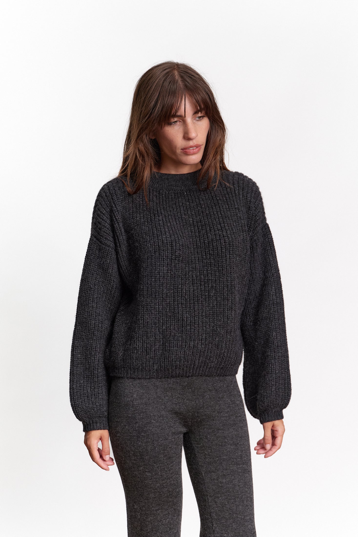JF_AW26_Lookbook_Tosca_Antracite_04