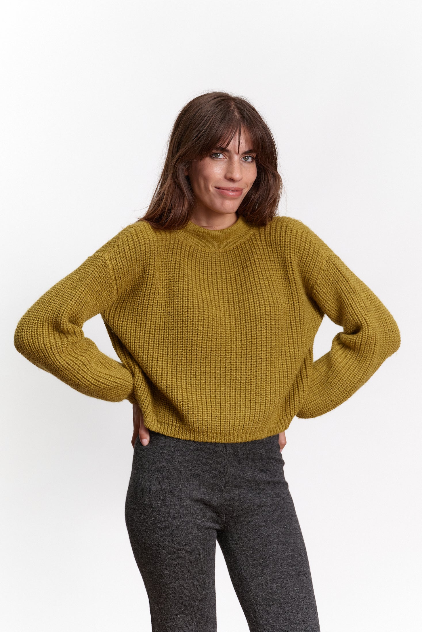 JF_AW26_Lookbook_Tosca_Mossgreen_04