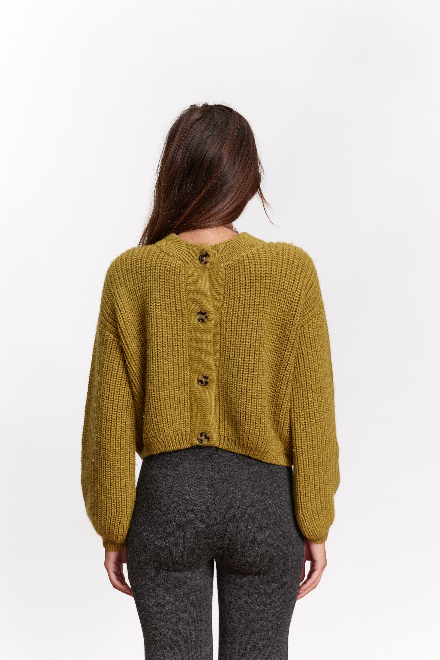 JF_AW26_Lookbook_Tosca_Mossgreen_05
