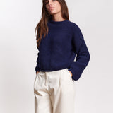 JF_AW26_Lookbook_Tosca_Navyblue_04