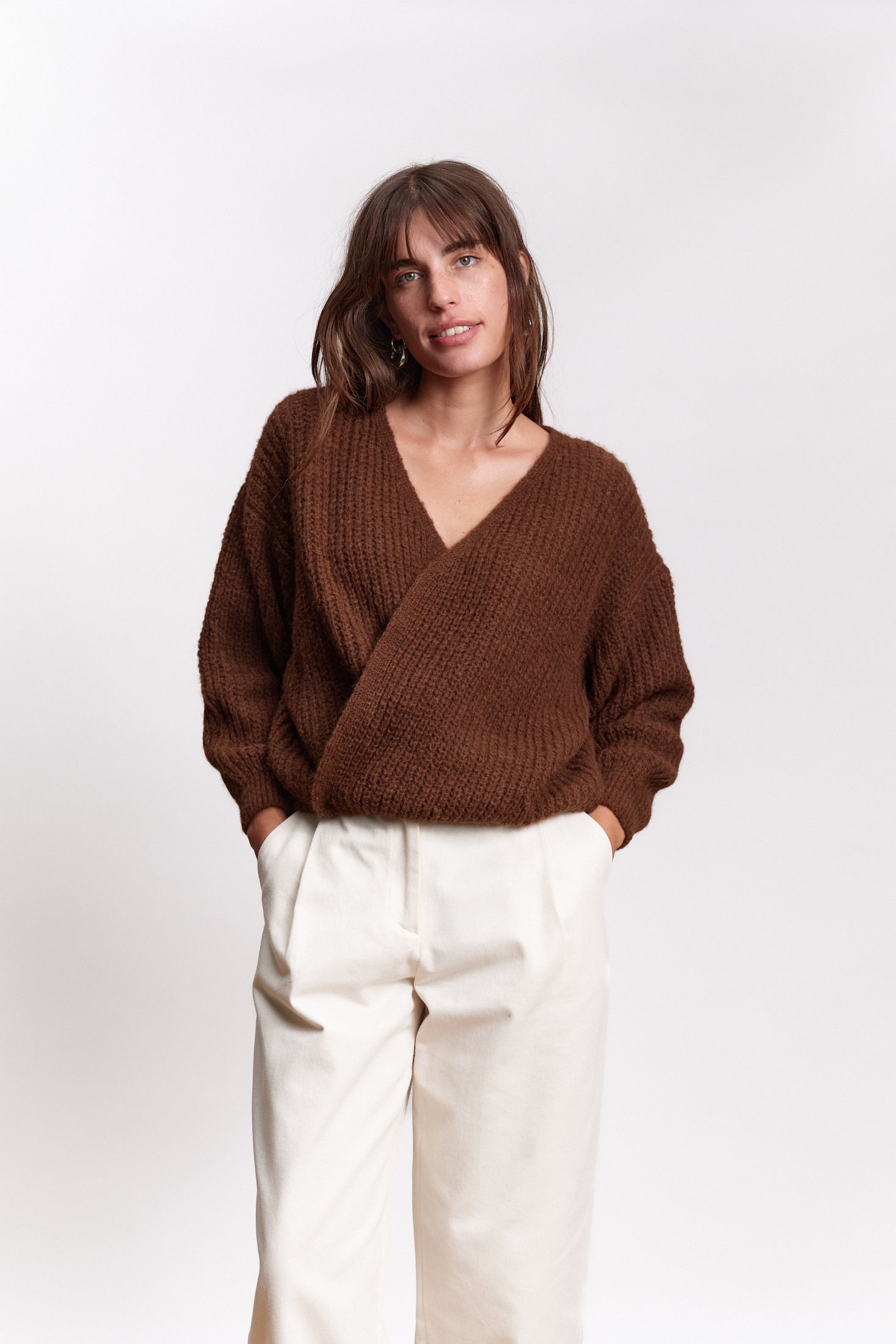 JF_AW26_Lookbook_Vega_Chocolat_01