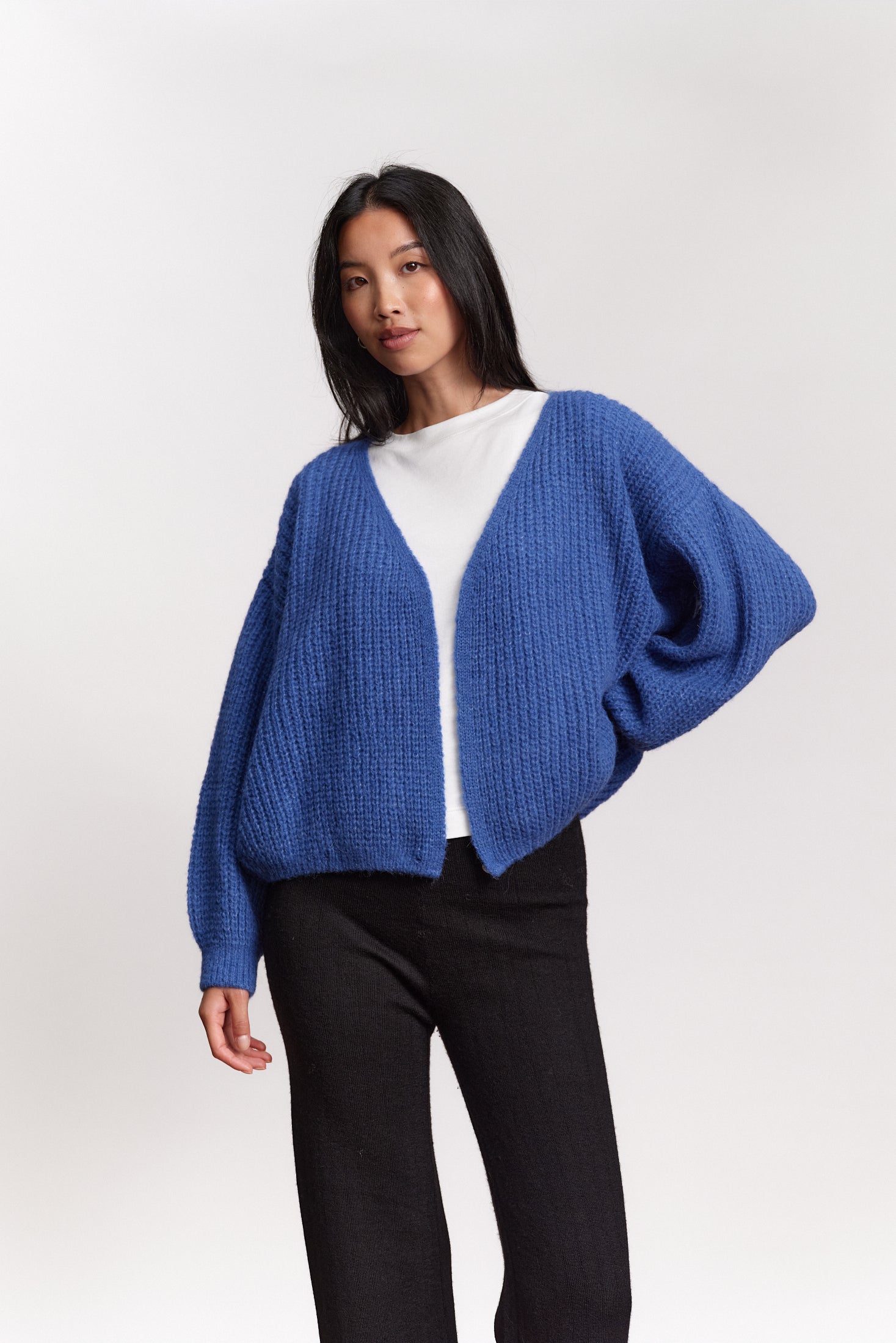 JF_AW26_Lookbook_Vega_Cobaltblue_06