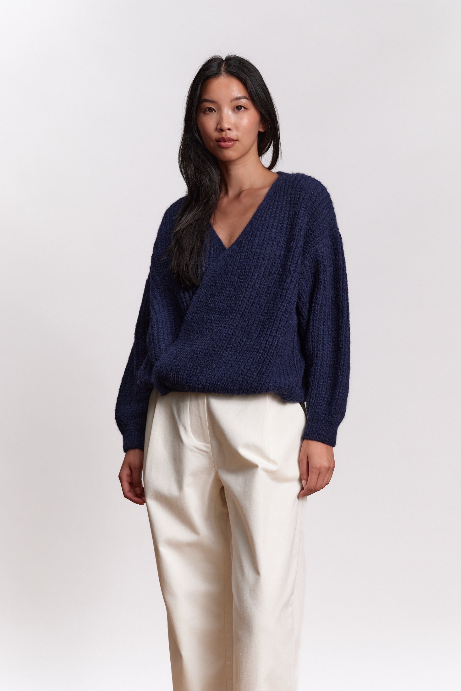 JF_AW26_Lookbook_Vega_Navyblue_04