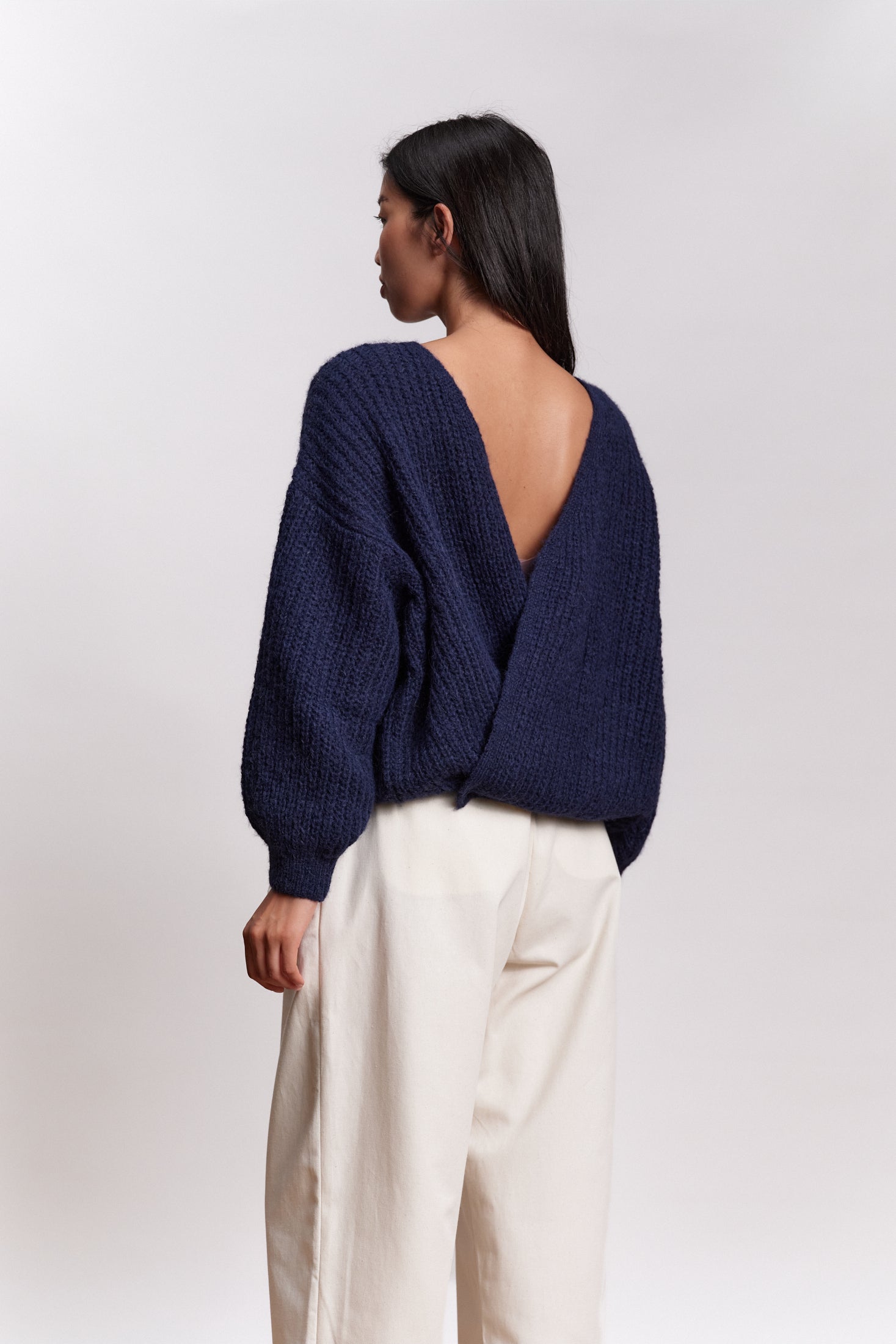 JF_AW26_Lookbook_Vega_Navyblue_06
