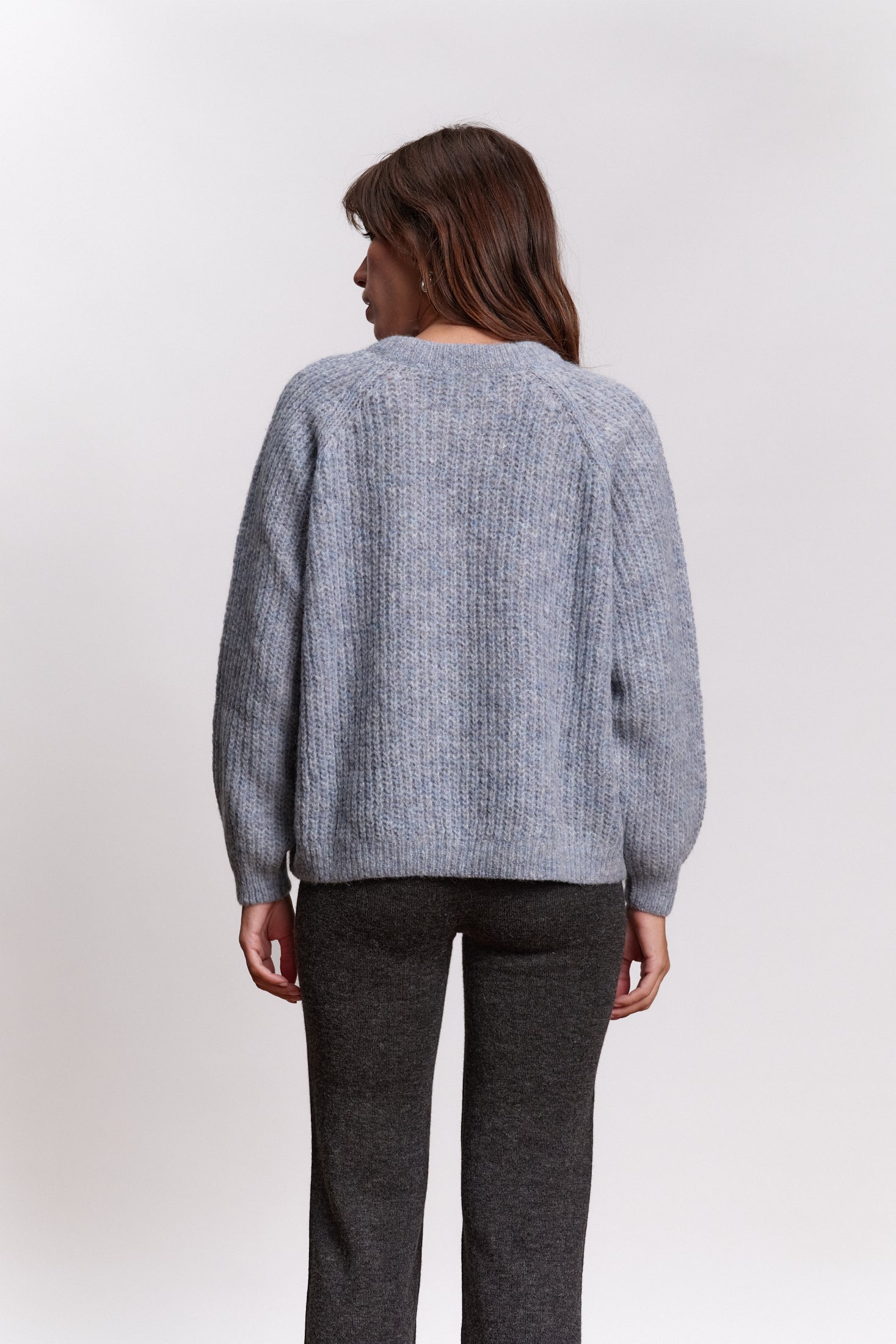 JF_AW26_Lookbook_Vico_Cloudyblue_03