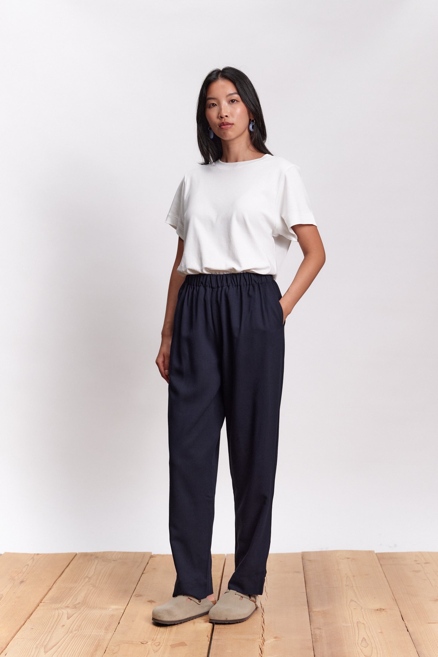 JF_AW26_Lookbook_Viento_Navyblue_02