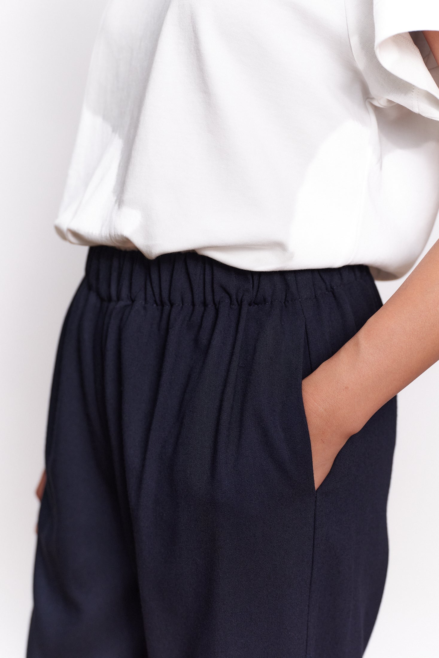 JF_AW26_Lookbook_Viento_Navyblue_03