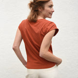 JF_SS25_Lookbook_Isla_Brick_02