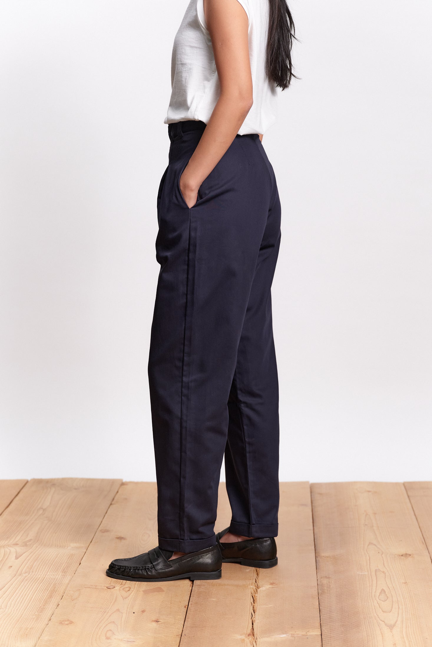 JF_SS26_Lookbook_Duoro_Navyblue_03